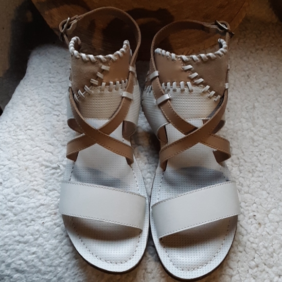 NEW DIBA.True sandles - Picture 2 of 8